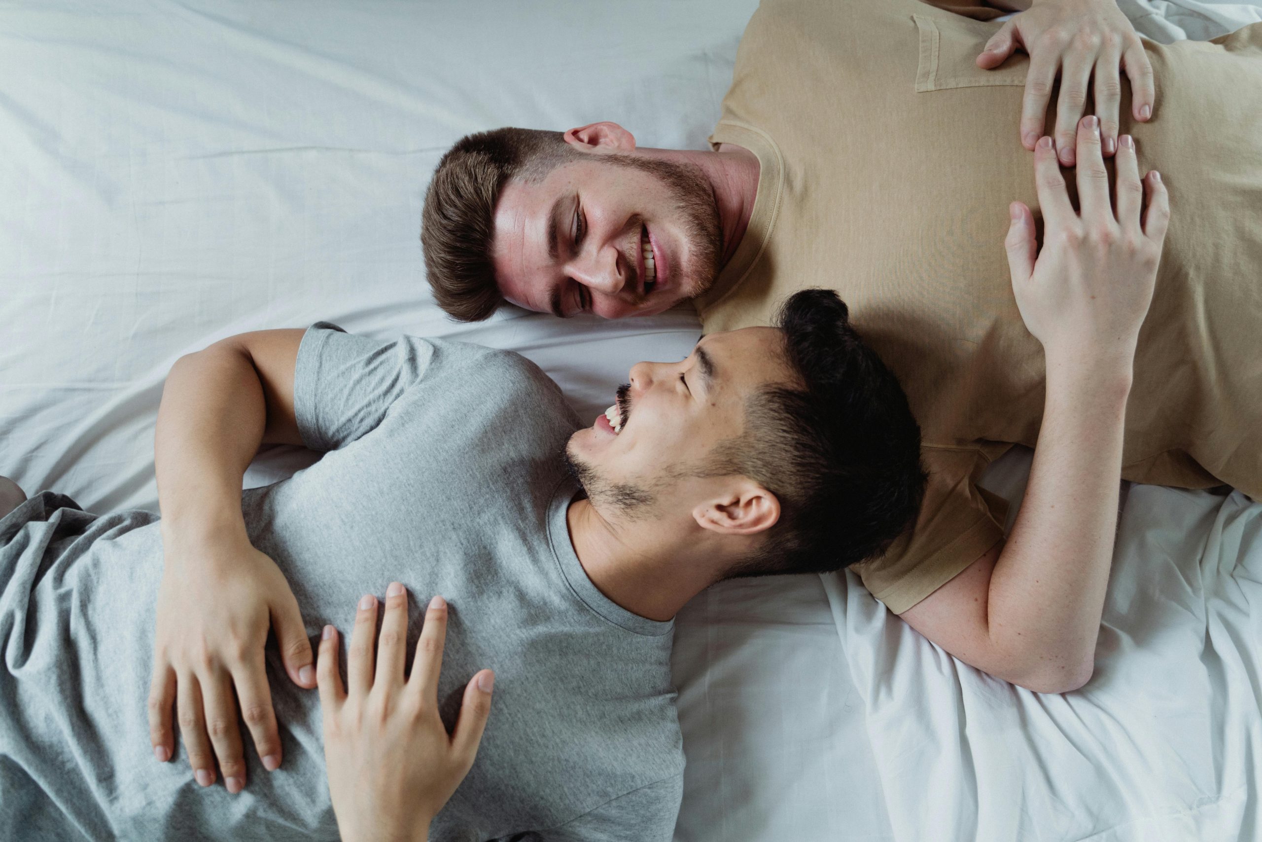 အမျိုးသားချင်း လိင်ဆက်ဆံခြင်းနဲ့ HIV